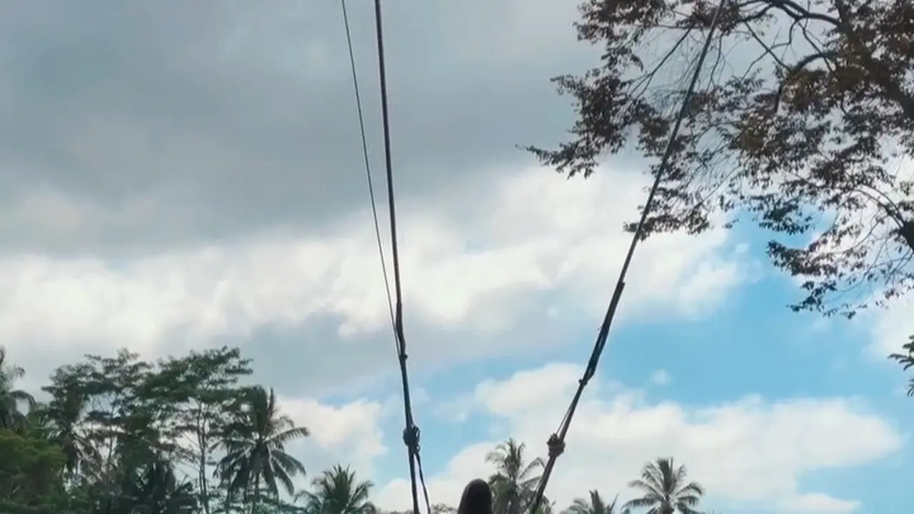Ingin Foto Cantik di Bali Swing, Selebgram Asal Brasil Rela Ketakutan