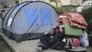 Serangan udara dan darat Israel yang belum pernah terjadi sebelumnya terhadap Hamas telah membuat sekitar 85 persen dari 2,3 juta penduduk Jalur Gaza mengungsi.  (AP Photo/Hatem Ali)