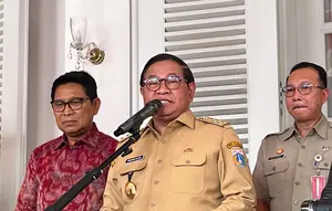Pagar Besi Mal Dibuka, Pramono Yakin Jakarta Aman