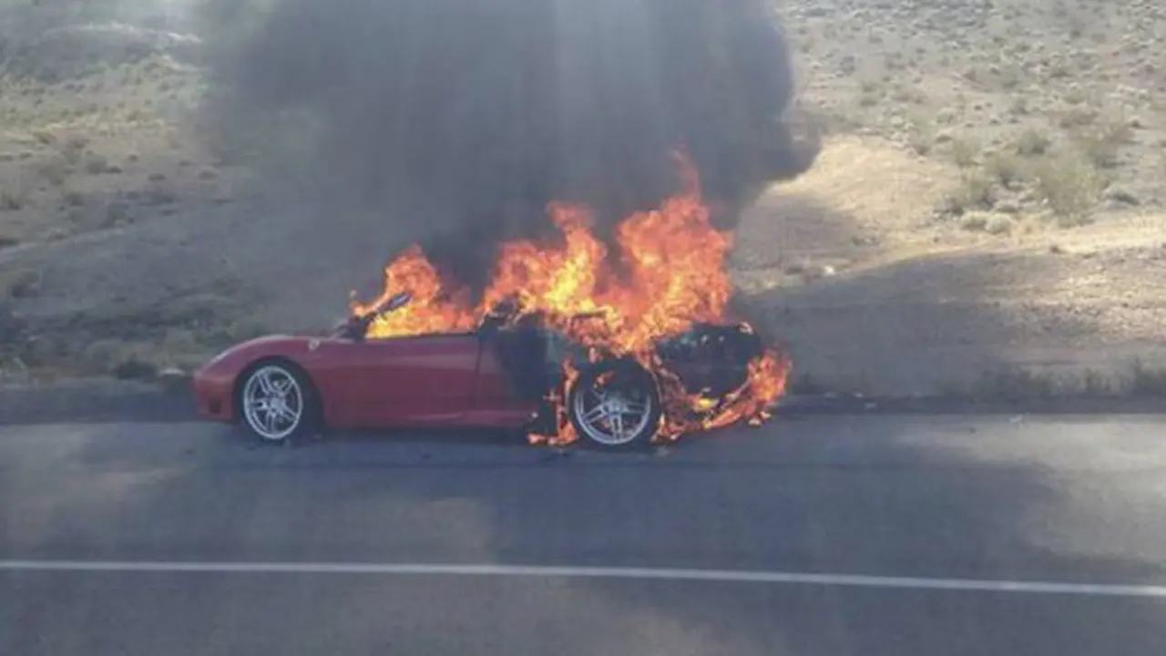 Lagi, Ferrari 360 Keok Dilalap Api