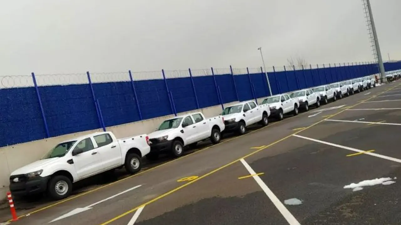 Ford dan Chevrolet Kirim 50 Unit Kendaraan ke Ukraina