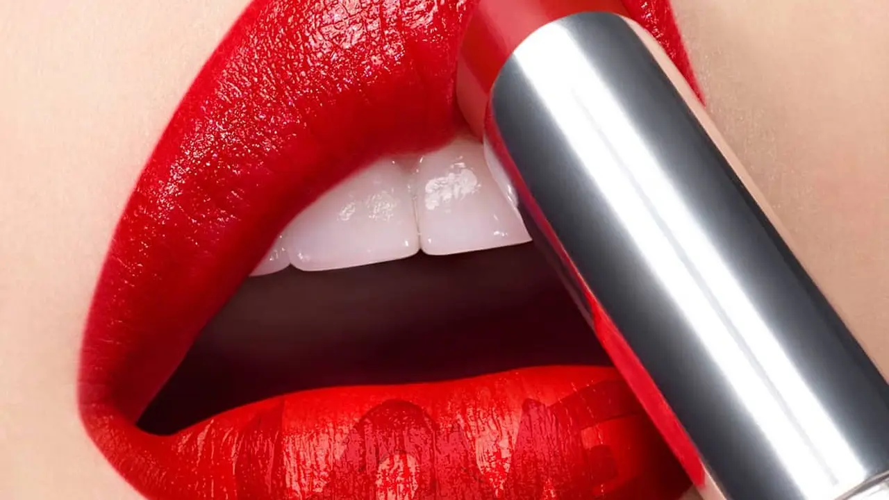 Lipstik Shu Uemura