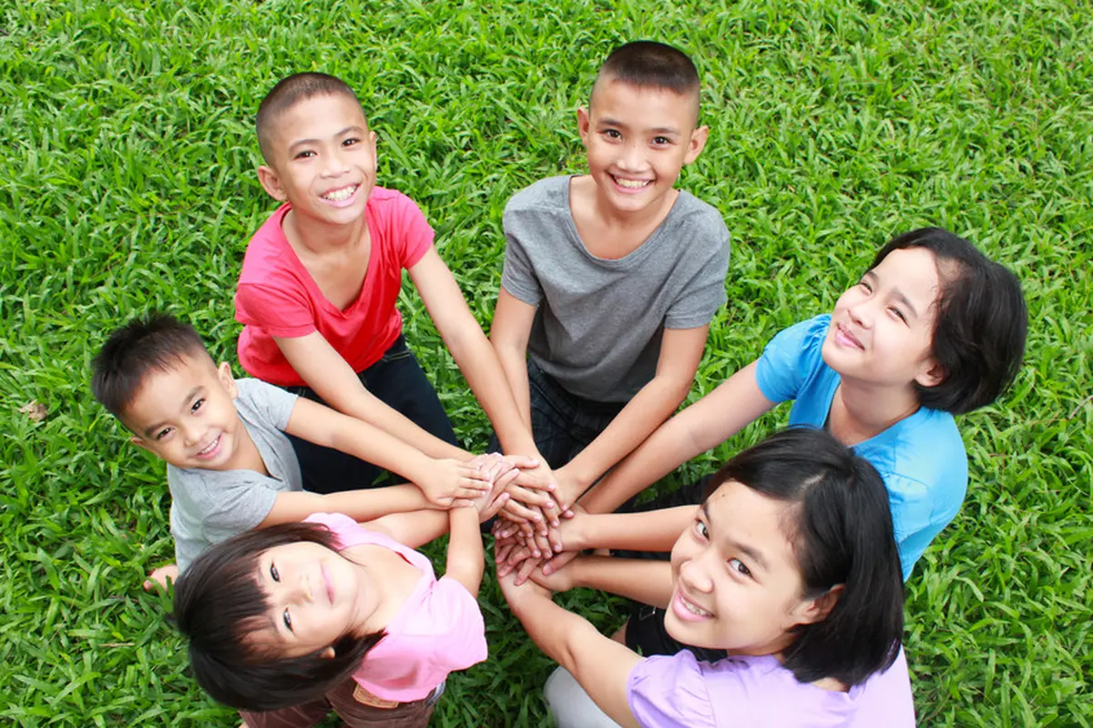 anak bersosialisasi