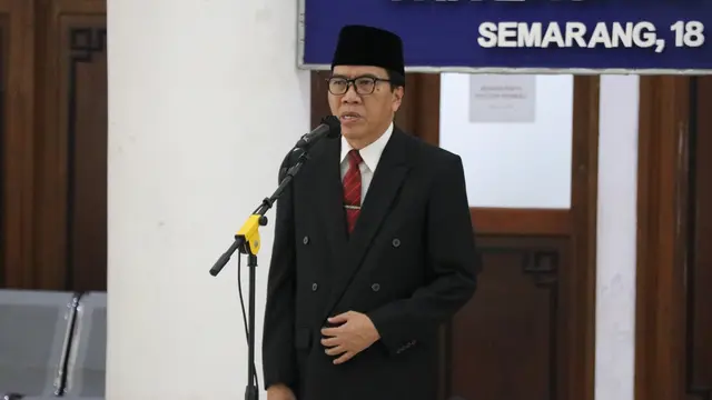 Guru Besar Hukum Tata Usaha Negara Universitas Diponegoro, Yos Johan Utama (Istimewa)