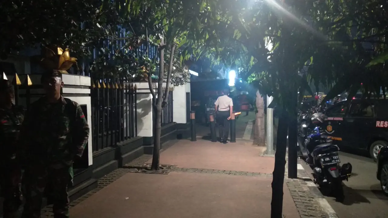 Kondisi pintu belakang Mabes AD