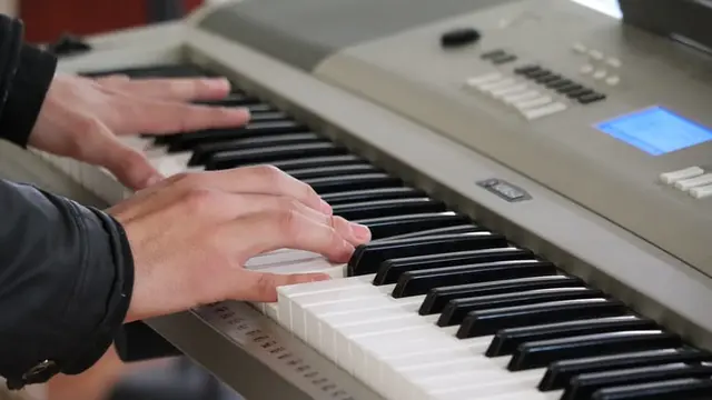 Jenis Alat Musik Melodis