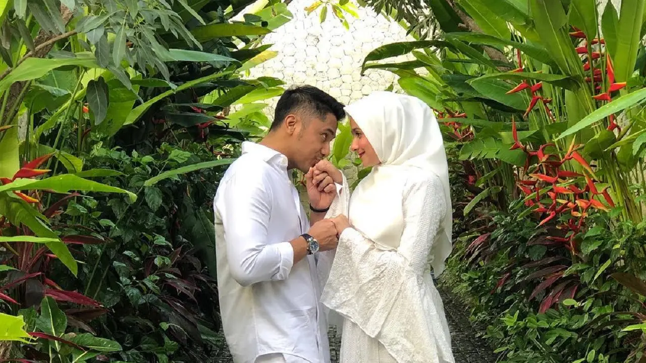 Hengky Kurniawan dan Sonya Fatmala