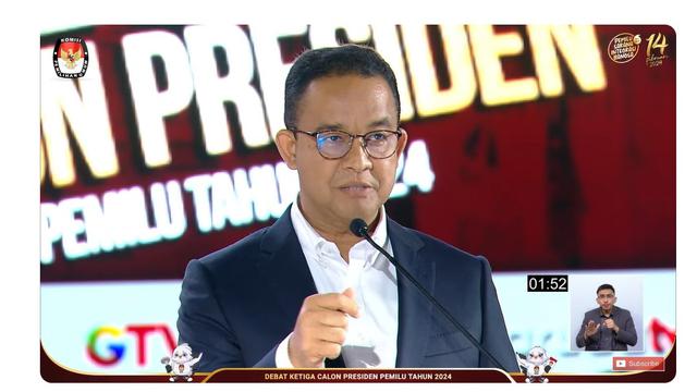 Calon presiden nomor 1 Anies Baswedan saat debat capres ketiga yang digelar KPU pada Minggu (7/1/2024) di Istora, Senayan, Jakarta.