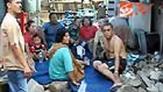 Puluhan korban kebakaran di Rawa Buaya, Jakbar, mengungsi ke tenda pengungsian dan Kantor RW setempat. Mereka mengaku pasrah dengan musibah tersebut. 