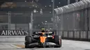 62 lap harus diselesaikan para pembalap di Grand Prix Formula 1 Singapura dengan total jarak 306,143 km. (ROSLAN RAHMAN/AFP)