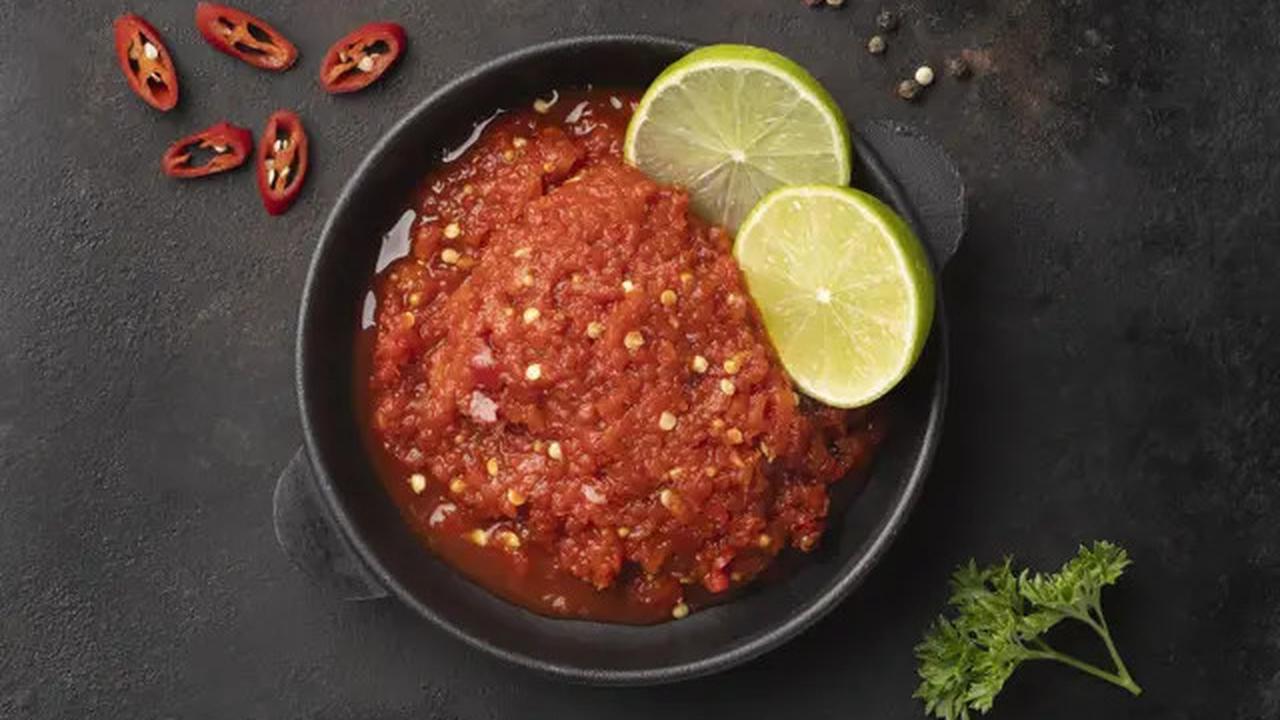 6 Resep Ayam Bumbu Rujak Jawa Timur, Pedas dan Gurihnya Bikin Nagih