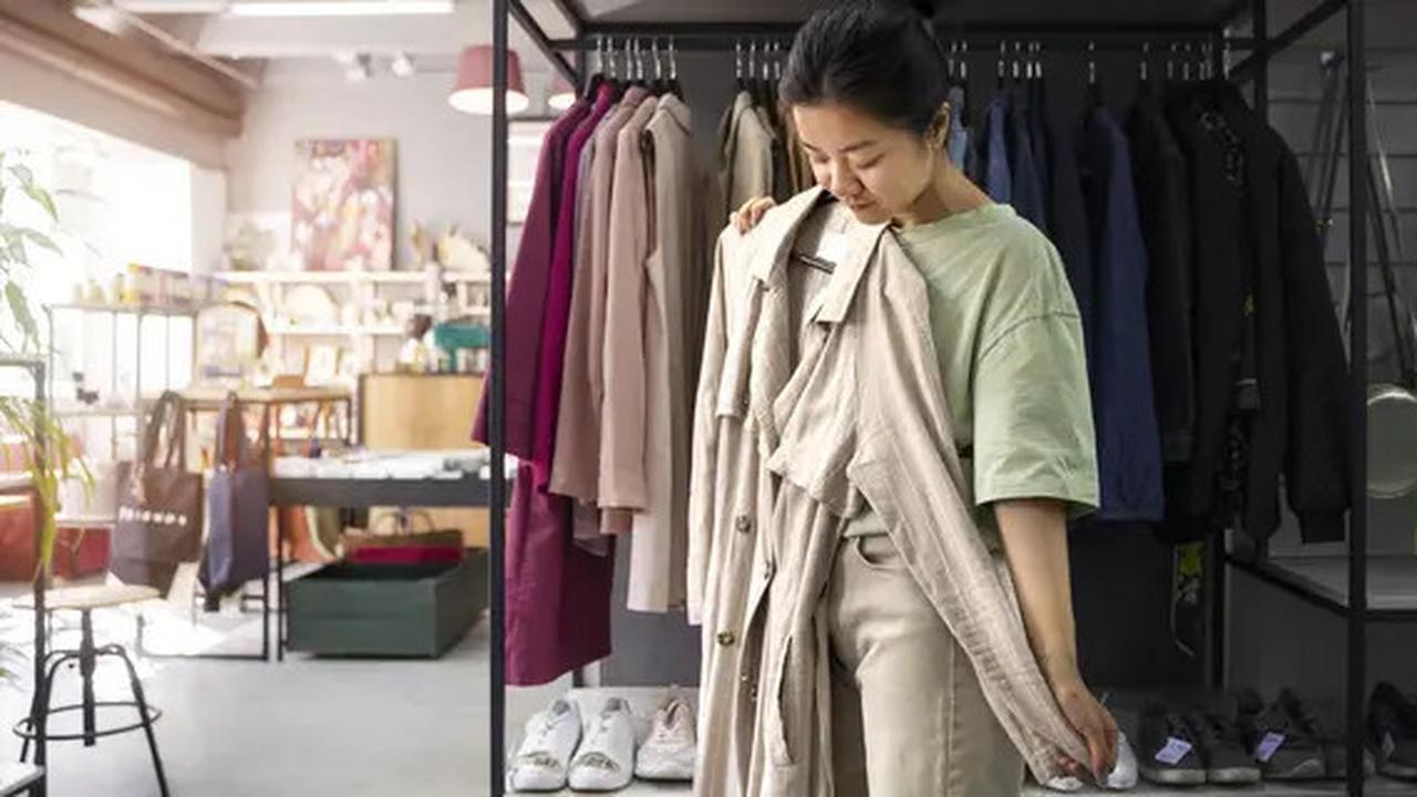 Kebiasaan Thrifting Baju Bekas Diketahui Bisa Menjadi Penyebab Penyebaran Penyakit Menular
