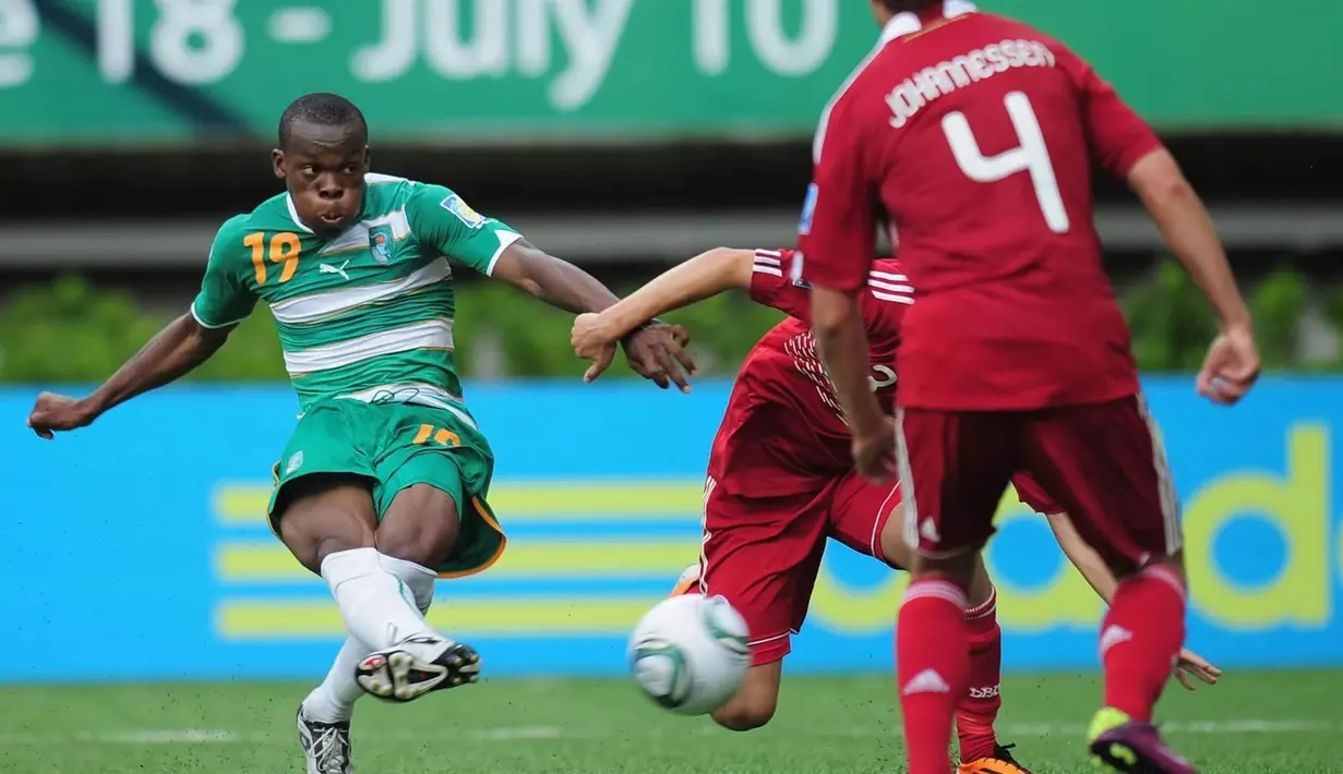 Striker Pantai Gading, Souleymane Coulibaly yang sejak awal musim 2022/2023 bergabung dengan klub Siprus, Karmiotissa tercatat sebagai top skor Piala Dunia U-17 2011 di Meksiko dengan raihan 9 gol. Pantai Gading sendiri tersingkir di babak 16 besar setelah kalah 2-3 dari Prancis. (www.snl24.com)