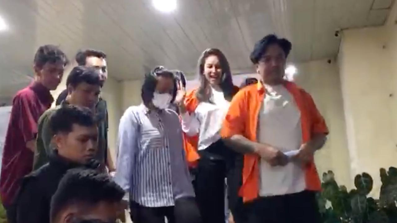 Perjalanan Kasus Pemerasan & Pengancaman yang Bikin Nikita Mirza dan Asistennya Dijebloskan ke Bui