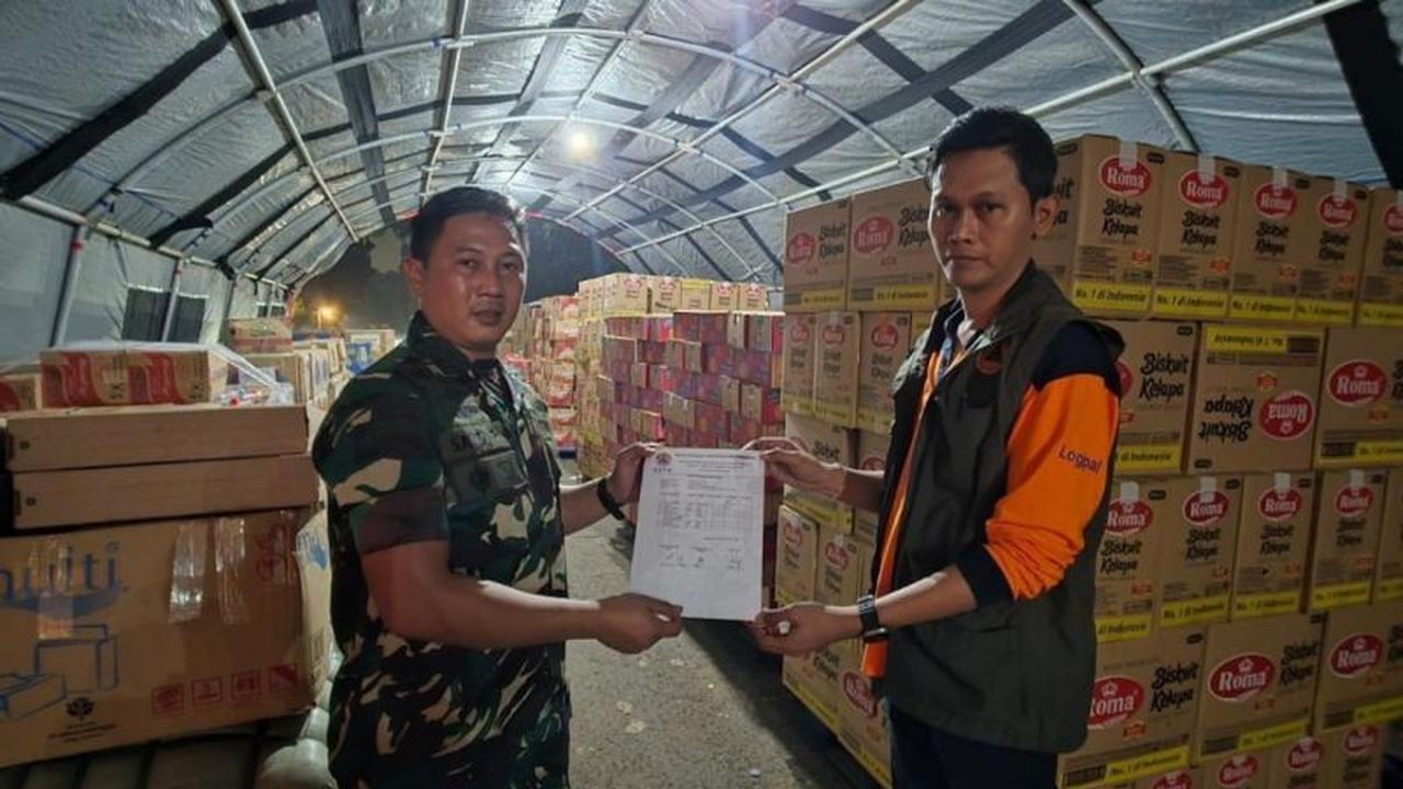 Kodam VI/Mulawarman Kirim 4 Truk Logistik, Wujud Bantuan Nyata untuk Korban Banjir Sumatera
