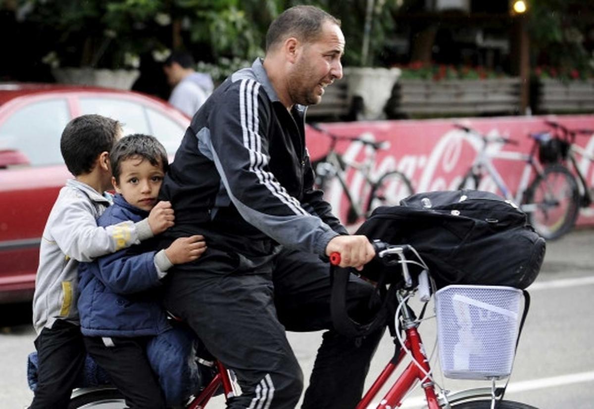 Cari pelindungan, para imigran Suriah rela gowes sepeda ribuan Km
