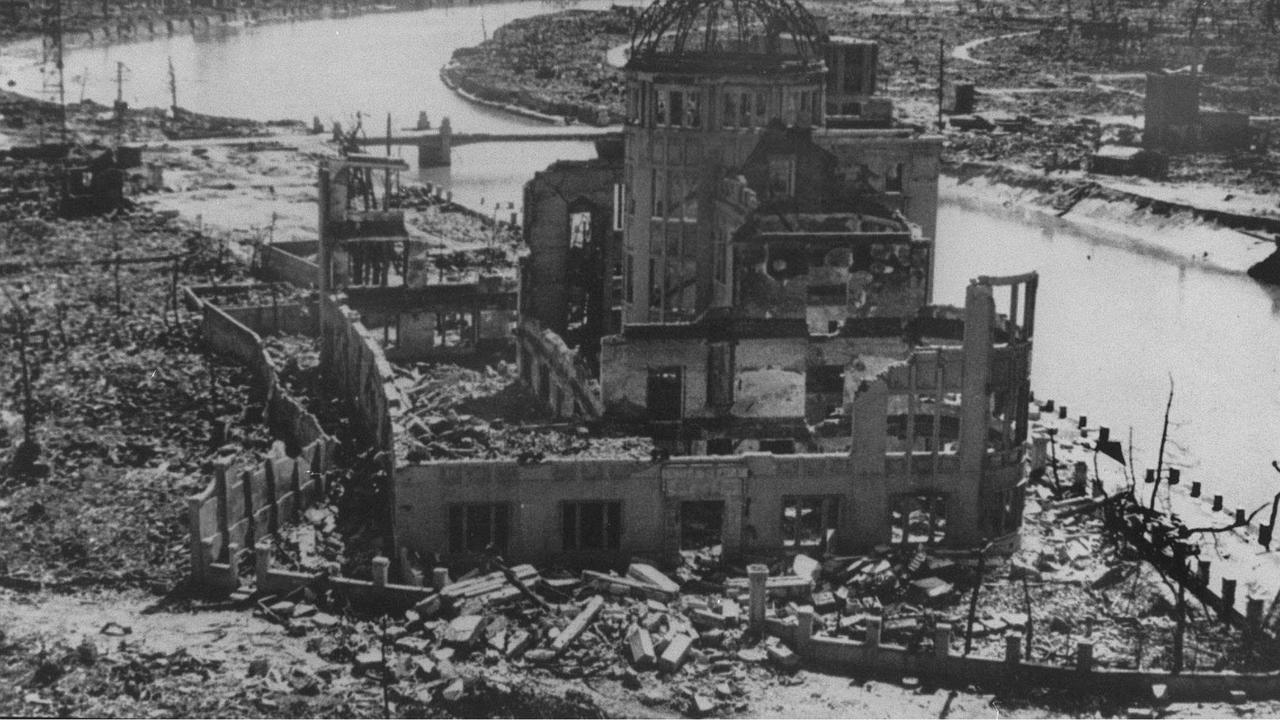 FOTO: 80 Tahun Tragedi Hiroshima, Api Unggun Menyala untuk Perdamaian