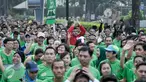 15 ribu pelari dari dalam maupun luar negeri meramaikan  lomba lari 'Milo Jakarta International 10K' di kawasan Kuningan, Jakarta, Minggu (24/7). Lomba lari itu digelar untuk memperingati hari ulang tahun DKI Jakarta ke-489. (Liputan6.com/Yoppy Renato)