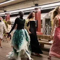 Koleksi semarak yang hadirkan pesona keindahan kota New York.