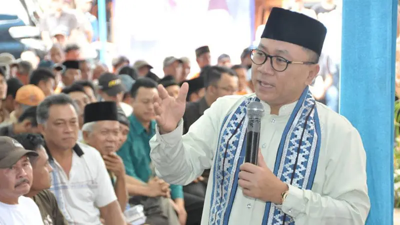 Dalam sambutan silaturahminya, Ketua MPR Zulkifli Hasan menyampaikan pentingnya persatuan dalam keberagaman.