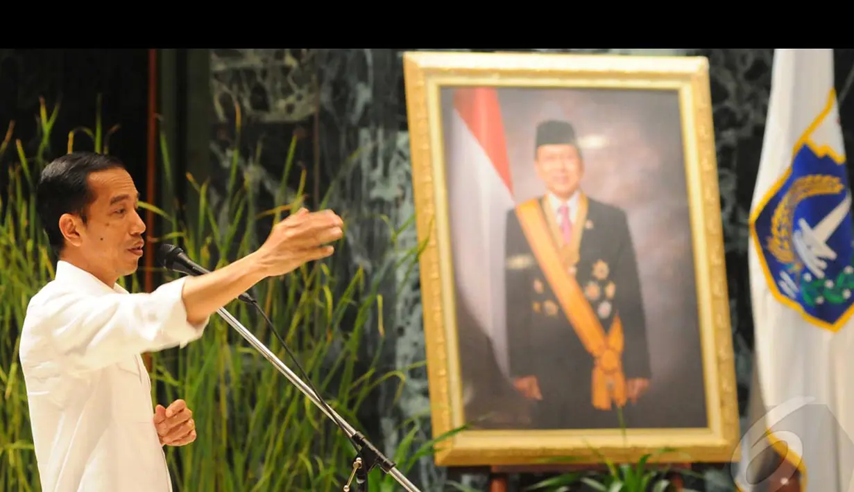 Jokowi mengaku kagum dengan para pemuda yang tergabung dalam Paskibraka, Jakarta, Rabu (20/8/2014) (Liputan6.com/Andrian M Tunay)