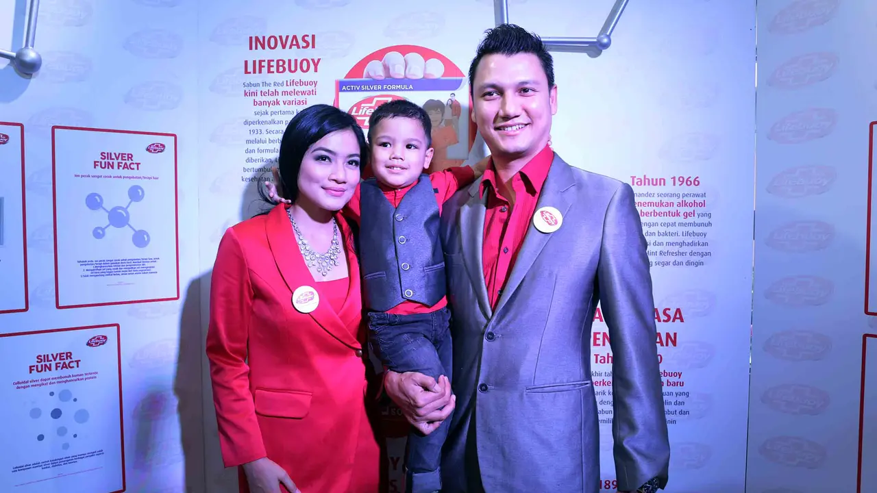 [Bintang] Titi Kamal - Christian Sugiono