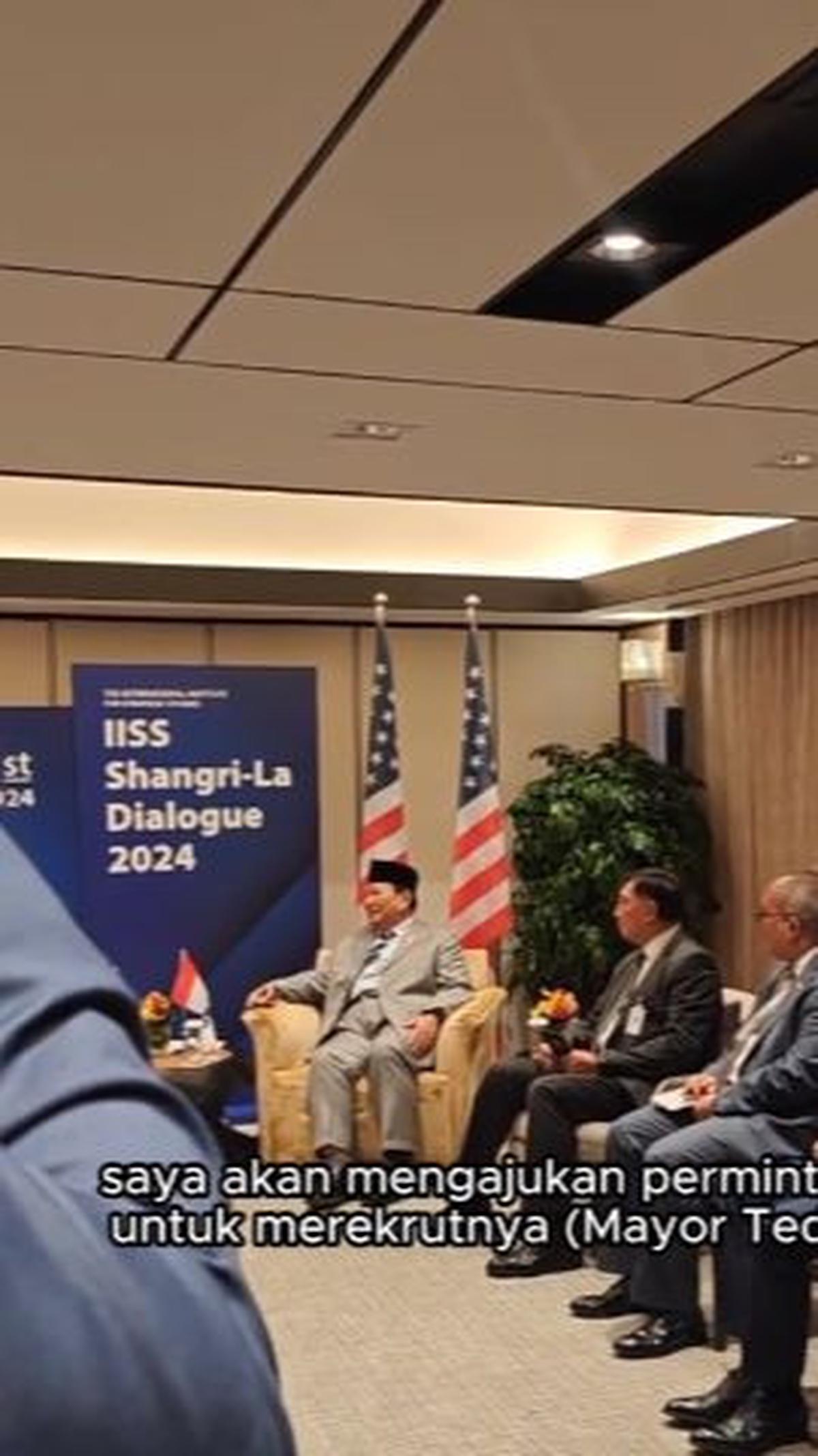 "Jadi, ketika Anda menjadi presiden, saya akan mengajukan permintaan untuk merekrutnya bekerja dengan kami," ungkap Austin.
