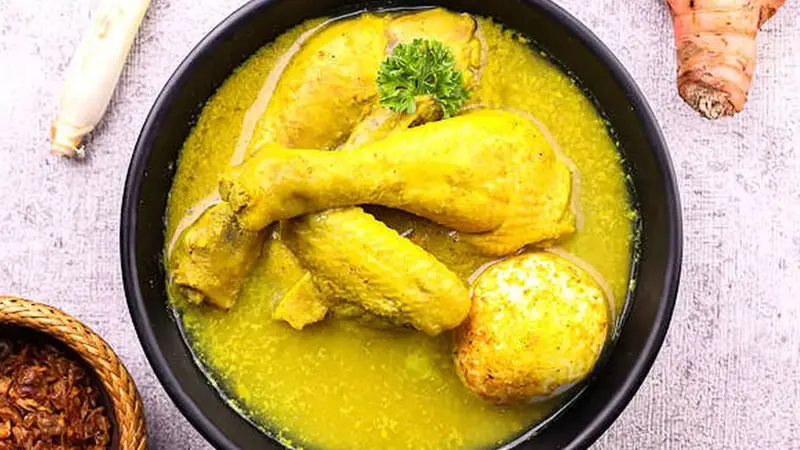 Resep Opor Ayam Bumbu Kuning untuk disajikan lebaran