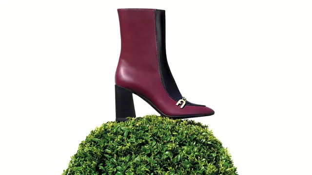 7 Item Fashion Wajib untuk Tampil Gaya Minimalis khas Arsitektur Italia Khas 50an di Koleksi Furla Fall Winter 2023