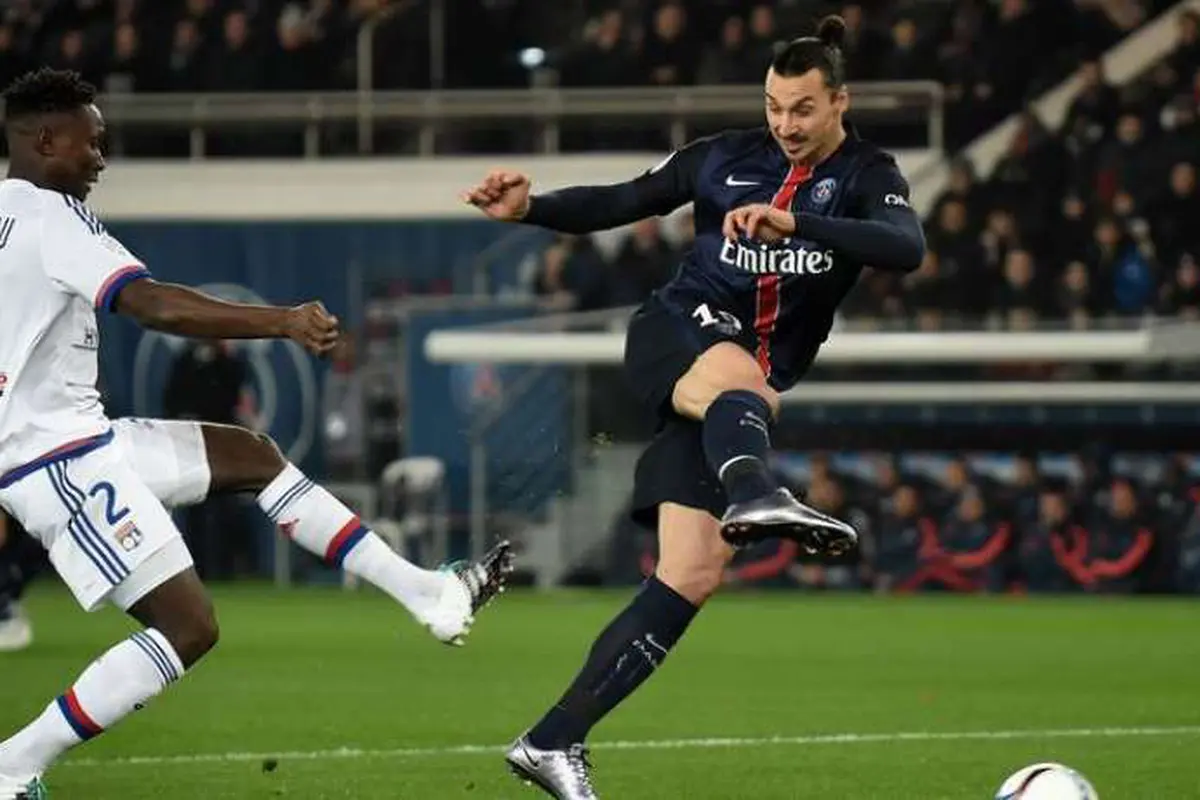 Mapou Yanga-Mbiwa dan Ibrahimovic