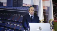 Presiden Liga Super Eropa, Florentino Perez berharap bisa berdiskusi dengan UEFA dan FIFA untuk bekerja sama dalam kemitraan guna memberikan hasil terbaik untuk liga baru dan sepak bola secara keseluruhan. (AFP/Benjamin Cremel)