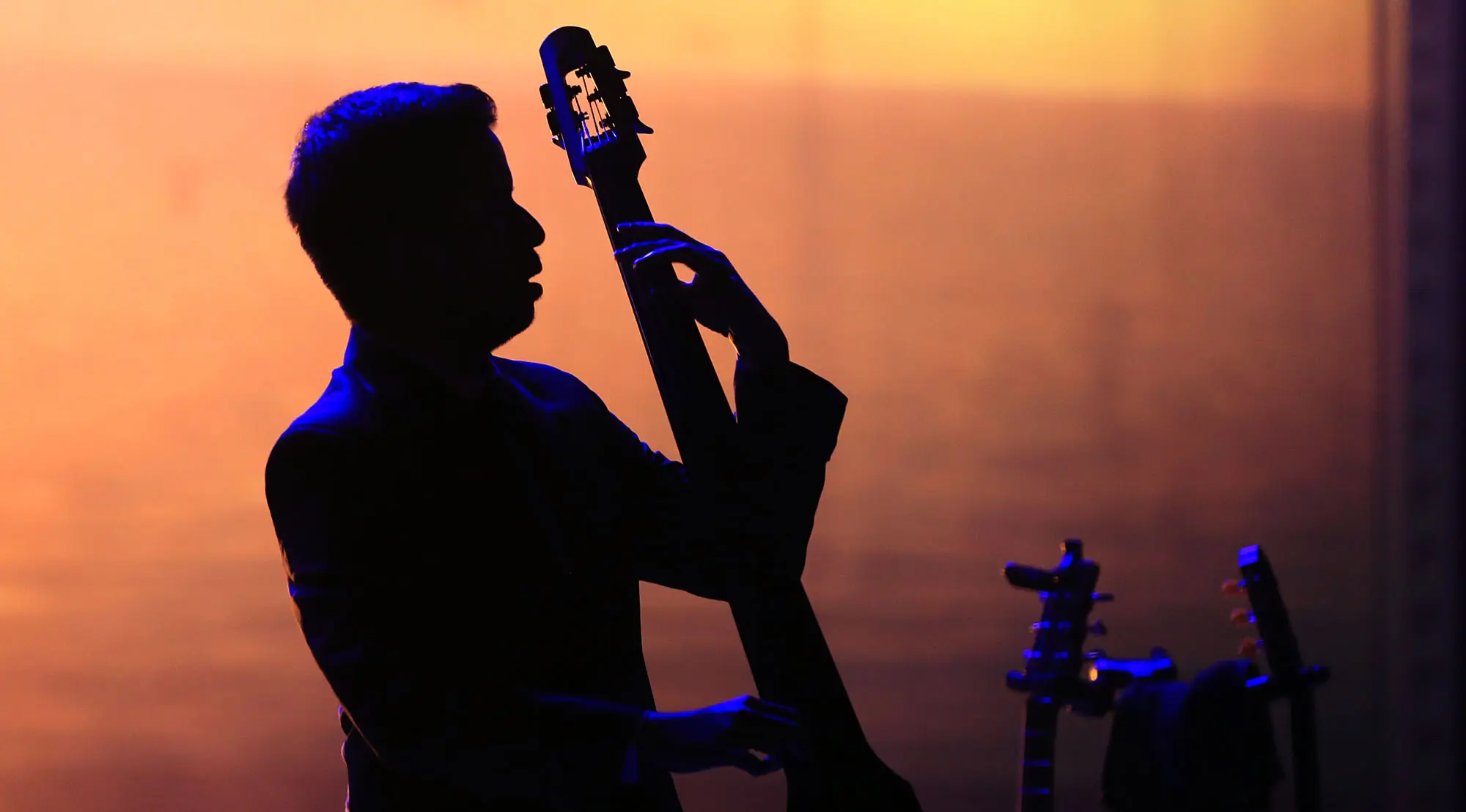 Comi Payung Teduh (Deki Prayoga/Bintang.com)