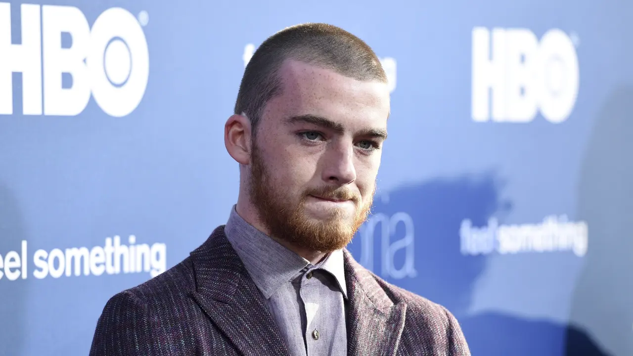 angus-cloud-meninggal-dunia-gigi-hadid-terkenang-kelembutan-dan