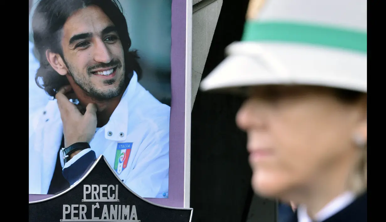 Dari hasil autopsi tersebut diketahui Morosini meninggal akibat kondisi jantung yang cukup langka, yaitu arrhythmogenic cardiomyopathy. (Foto: AFP/Guiseppe Cacace)