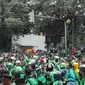 Suasana demonstrasi Go-Jek di kantornya, Jakarta Selatan (Liputan6.com/M. Wahyu Hidayat)