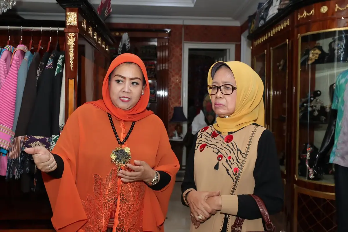Ibunda Presiden Joko Widodo