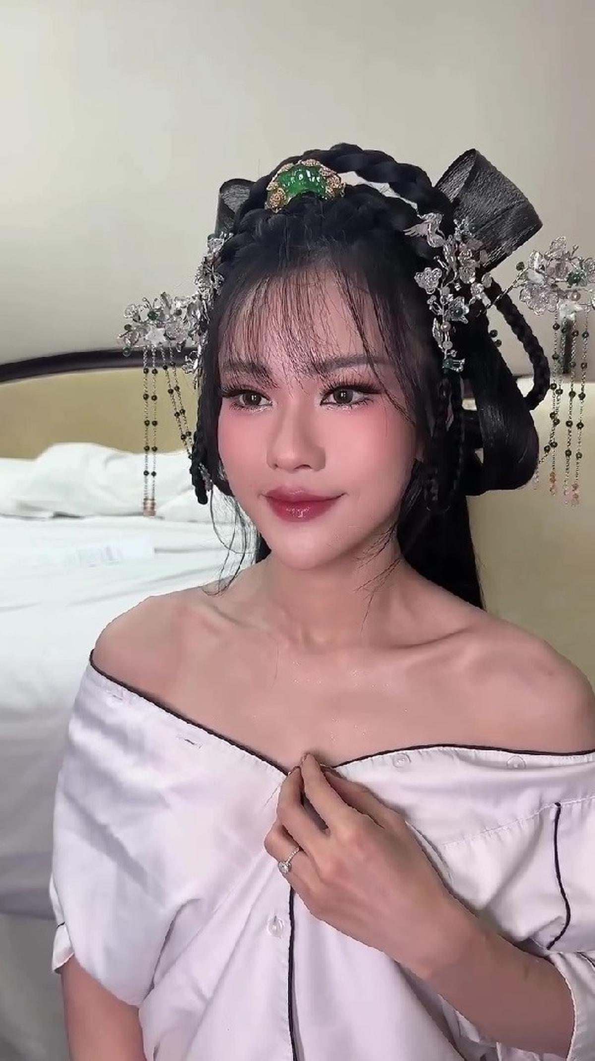 5 Detail Makeup Jessica Jane untuk Acara Sangjit, Bikin Pangling dan Disebut Bak Puteri Kerajaan