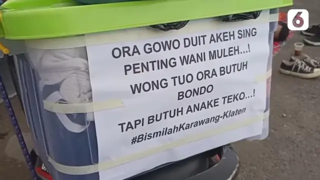 Para pemudik Lebaran yang menggunakan sepeda motor sengaja memasang tulisan tersebut sebagai bentuk ekspresi dan ungkapan suasana hati (Istimewa)