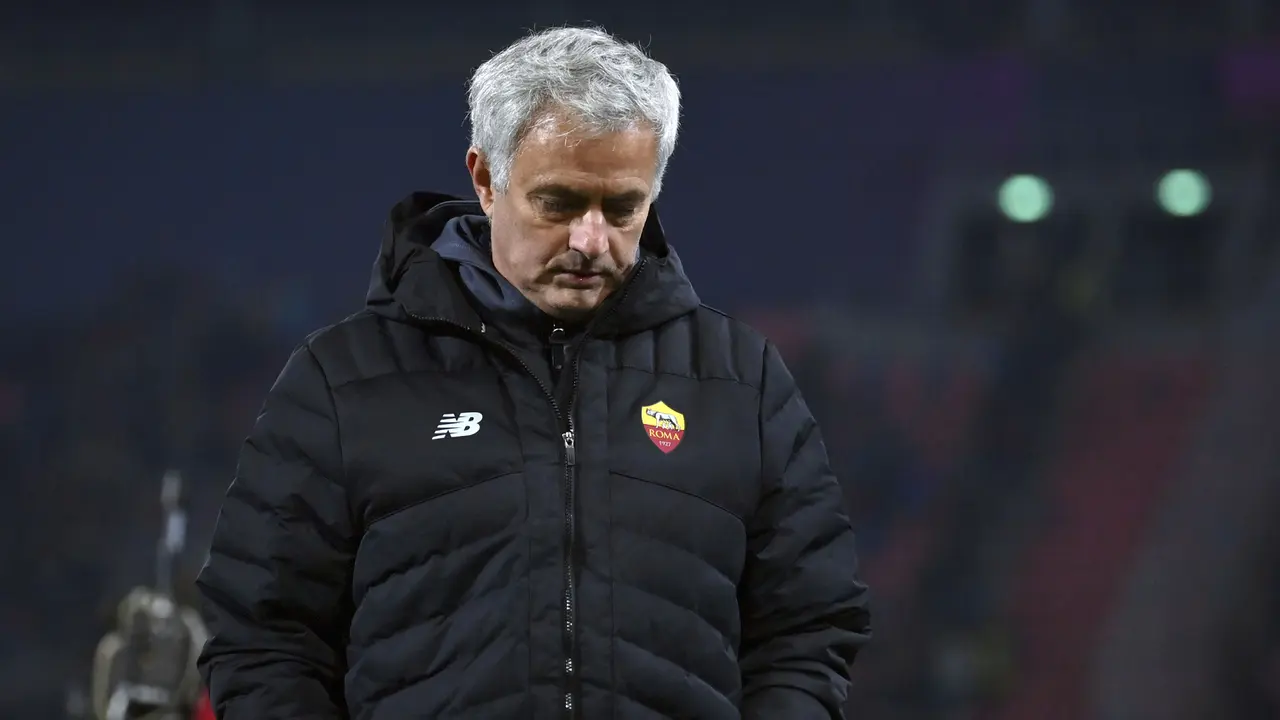 Foto: Duo Milan Menang, Napoli Ditahan Imbang, AS Roma Alami Kekalahan pada Giornata ke-15 Liga Italia 2021 / 2022