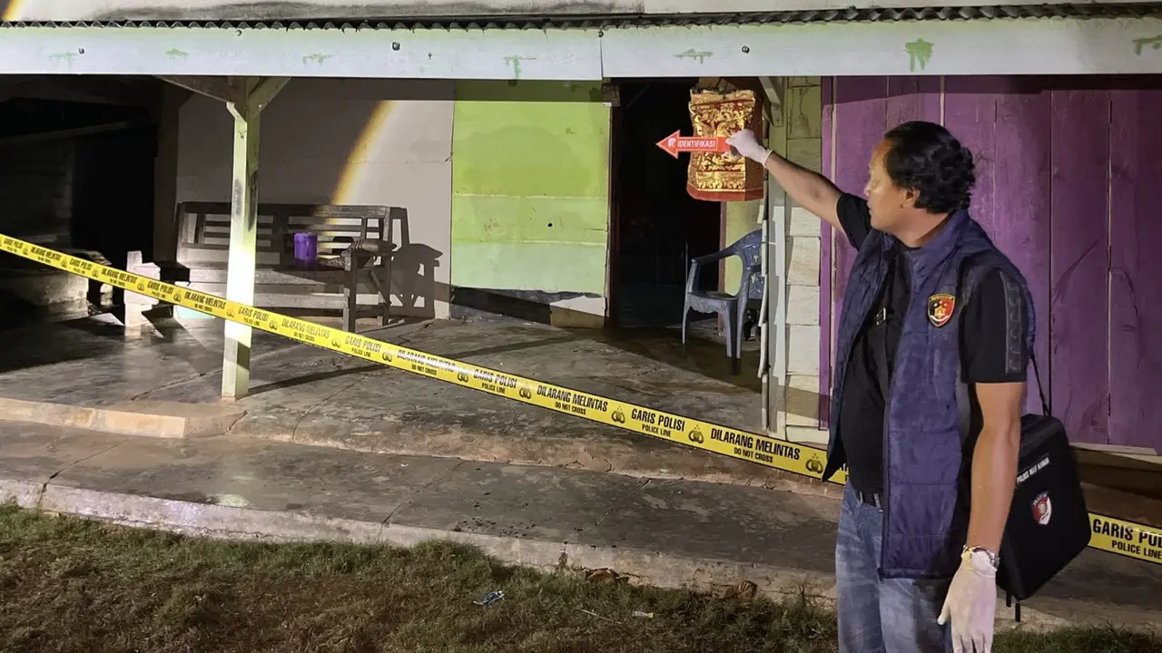 Pria Bertopeng Bacok Rian hingga Tewas di Way Kanan