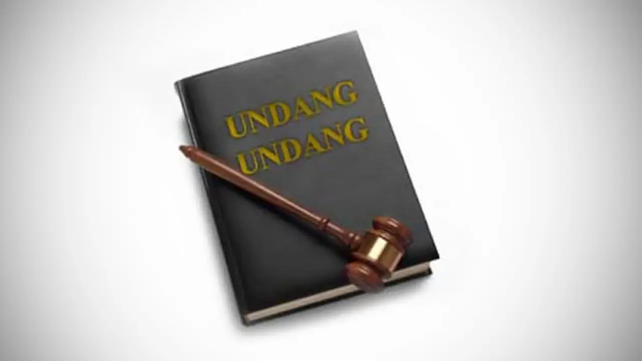 undang-undang120922b.jpg