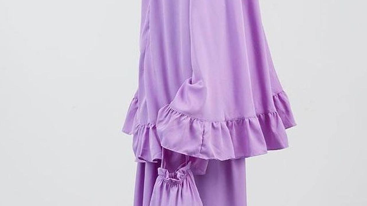 <b>Untuk Look Sederhana Pilih Mukena Renda Polos</b>