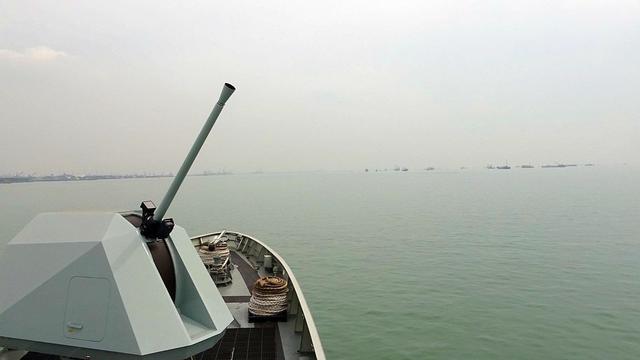 KRI Halasan-630 merupakan Kapal Cepat Rudal 60m besutan PT PAL Indonesia melakukan pengujian penembakan Meriam. (Dok PT PAL Indonesia)