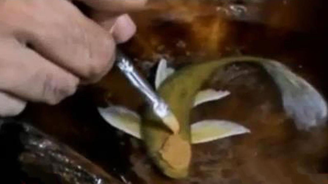 VIDEO: Seorang Warga Solo Siap Bersaing di MEA dengan Lukisan 3D