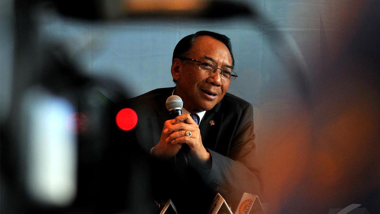 Begini Cara Jero Wacik Ajari Hemat Energi Pada Pelajar