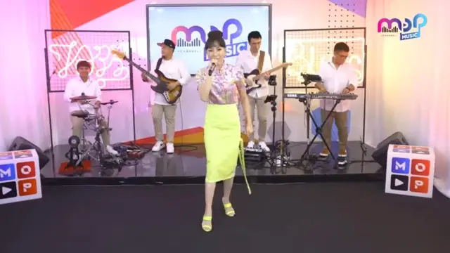 Penampilan Sarwendah saat nyanyi dangdut jadi pusat perhatian publik