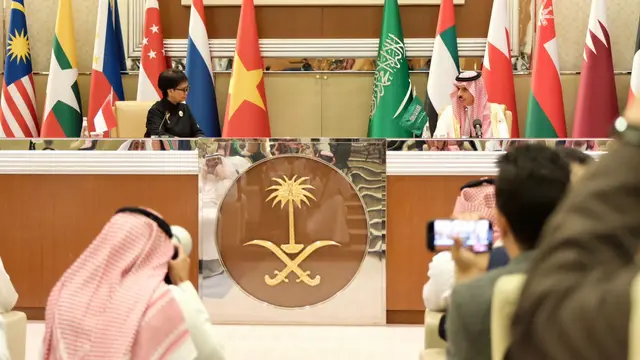 Menteri Luar Negeri (Menlu) RI Retno Marsudi di ASEAN-GCC Summit (KTT ASEAN-GCC). (Dok Kemlu RI)