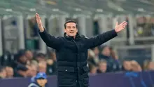 Pelatih Inter Milan, Cristian Chivu bereaksi di laga melawan Liverpool di Liga Champions, 10 Desember 2025. (AP Photo/Luca Bruno)