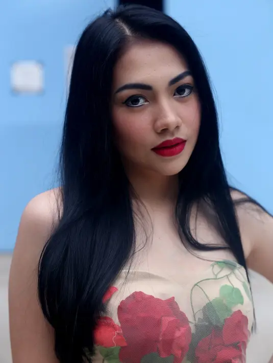 Diakui Kezia, Billy selalu bisa membuatnya terhibur, namun tetap kedekatannya ini hanya dalam sebatas pertemanan saja. (Andy Masela/Bintang.com)