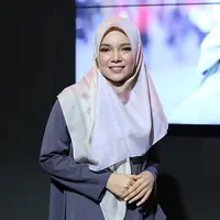 Dewi Sandra